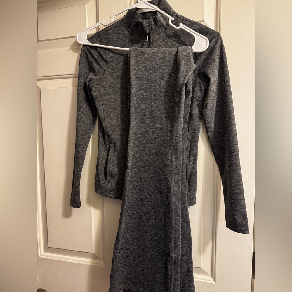 Gilly Hicks Grey Workout set